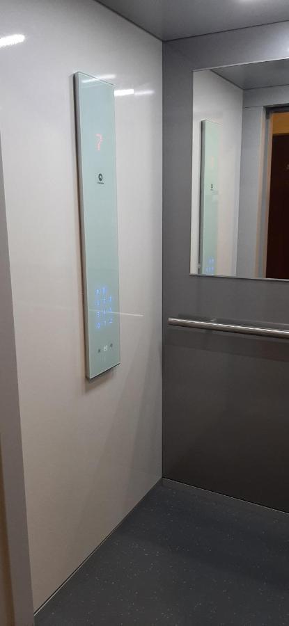 Apartament Sloneczny Apartment Гдиня Екстериор снимка